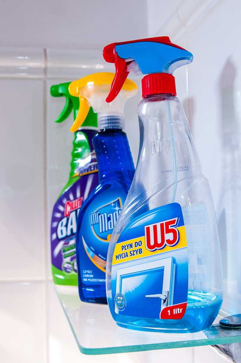 house cleaning, hygiene, cleaner, no people, product, glass - material, transparent, close-up, bottle, equipment, wall, cleaning products, container, wash