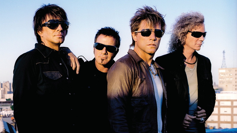 multi-Ethnic Group, friendship, bon jovi, cheerful, glasses, cool, casual Clothing, young Adult, adult, african Descent, sunglasses, women, sunset, outdoors