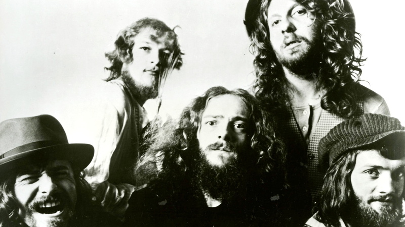 sister, young women, females, making a face, portrait, jethro tull rock bands, young men, people, leisure activity, adult, togetherness, women, hairstyle