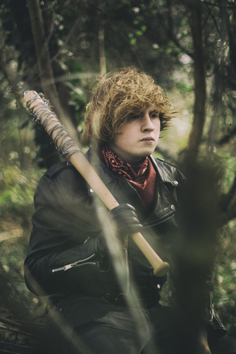 tree, hairstyle, netherlands, green, day, leather jacket, teenager, young men, mikail, costume, outdoors, hair, plant, casual clothing, forest, one person