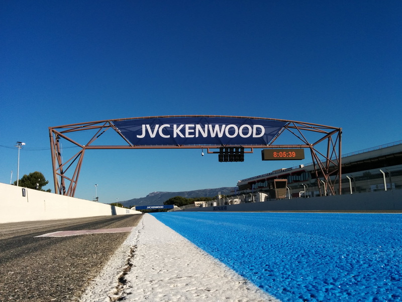 circuit paul ricard, sky, clear sky, nature, blue, sunny, transportation, 2K, outdoors, direction, france, le castellet, communication, road, fuel and power generation