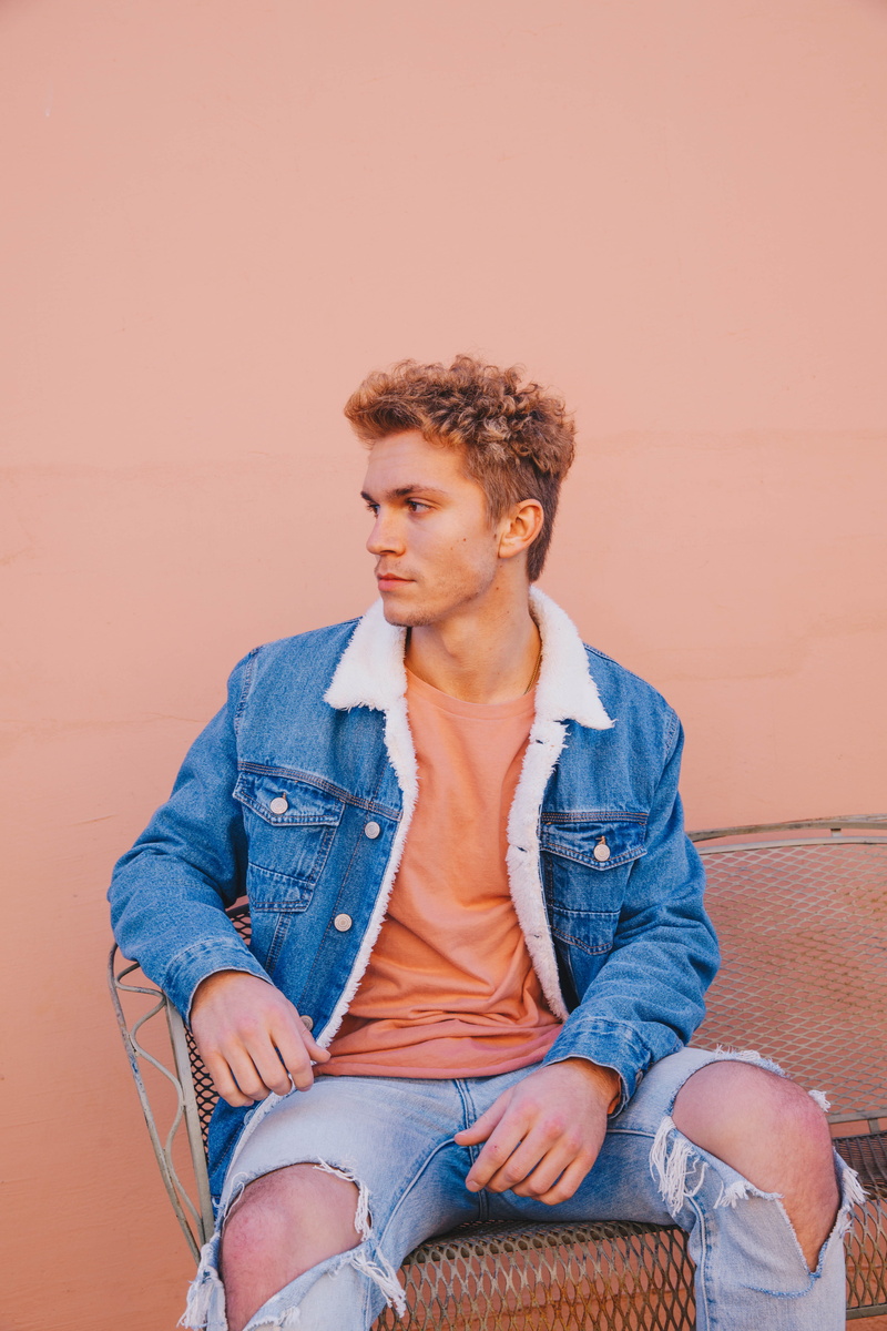 textile, relaxation, three quarter length, blue, young men, hairstyle, denim, jacket, young adult, distressed, leisure activity, front view, real people