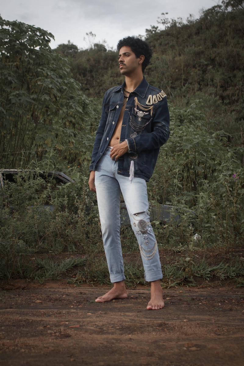 plant, day, looking, 5K, tree, real people, standing, man, young men, wearing, one person, denim, nature, looking away, jacket, recreation, leisure activity