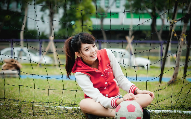 asian, 2K, ball, football, brunette, 2560x1600, girls