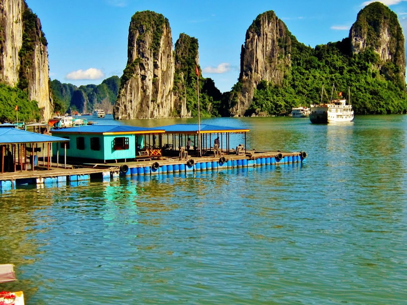 island, scenics, outside, beach, mountains, floating home, landscape, transportation, sky, tranquil scene, waterfront, no people, vacations, coastline