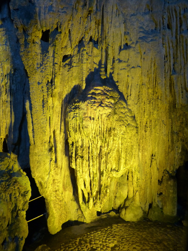 world natural heritage, lighting, underground, solid, Stalactite, halong bay, grotto, 4K, nature, indoors, rough, day, illuminated, stalagmites, curtain