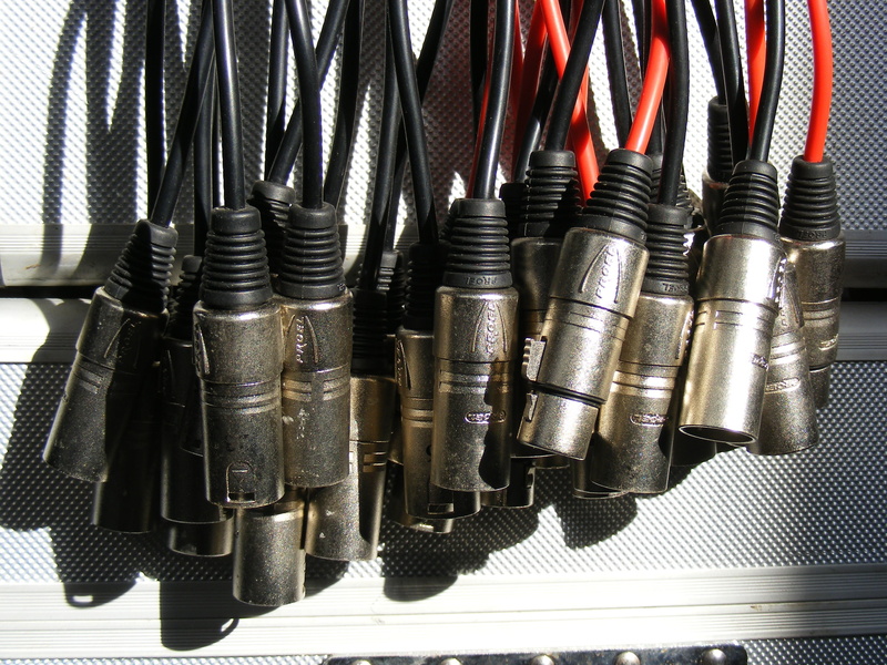 sound, black, cables, choice, wire, large group of objects, 2K, backgrounds, work tool, screw, collection, metal, full frame, stage, composite, black color