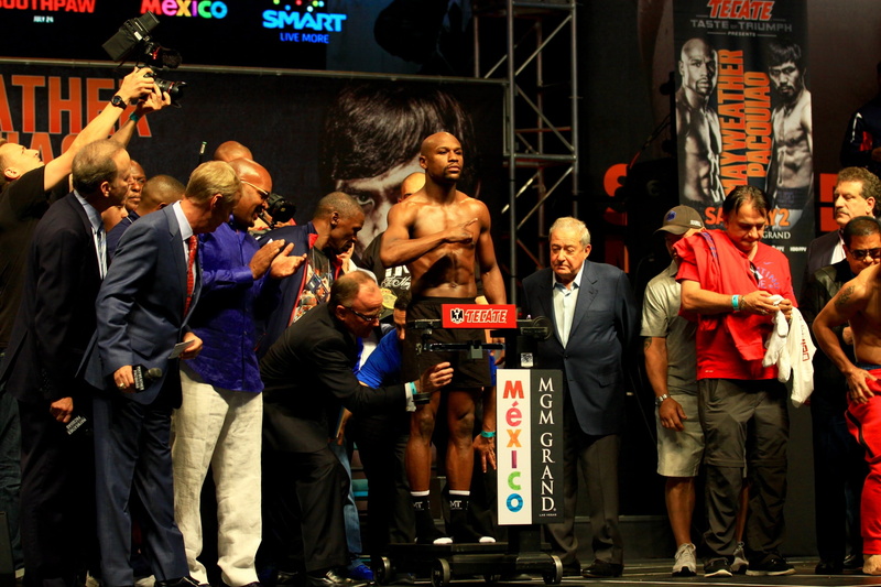 group of people, stage - performance space, fun, men, people, crowd, Boxer, lifestyles, casual clothing, stage, performance, mayweather, adult, athlete