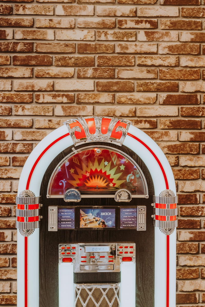 place of worship, no people, brick wall, white, representation, building, wall, spirituality, religion, ornate, pattern, arch, belief, human representation