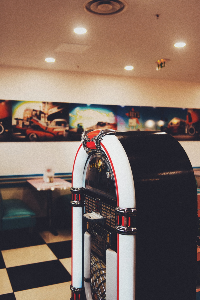 luxury, technology, seat, 5K, no people, still life, relaxation, lighting equipment, turned, transportation, close-up, ceiling, empty, selective focus