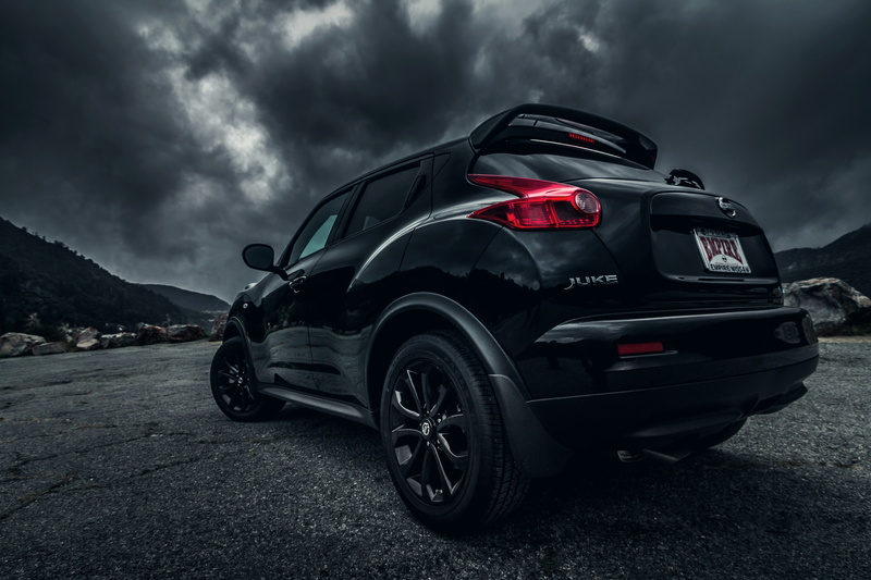 motor vehicle, sky, land vehicle, day, nissan juke, stationary, beauty in nature, luxury, storm, 5K, cars, suv, cloud - sky, black, ominous, overcast