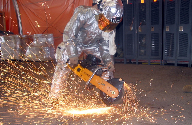 man, mask, worker, metalwork, equipment, safety, men, removal, heat - temperature, helmet, 1080P, welding, security, labor, build, protection, working