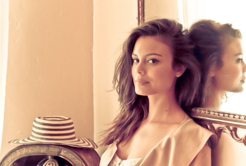 beautiful woman, young adult, people, actress, females, women, brown hair, beauty, portrait, young women, fashion, hairstyle, Nathalie Kelley, beautiful people