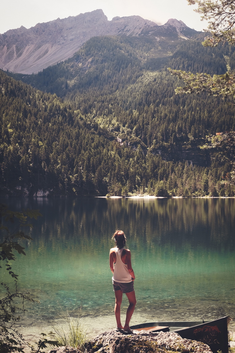 girl, body, woman, leisure activity, standing, scenic, fujifilm, nature, day, lake, outdoors, lifestyles, non-urban scene, cloud, casual clothing, looking at view