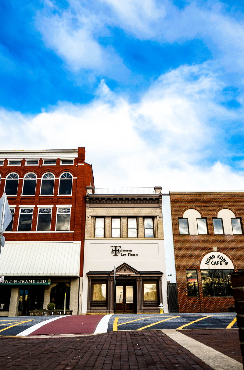 5K, blue, bussiness, window, facade, town, building exterior, education, low angle view, high rise, nature, built structure, building, restaurant, no people