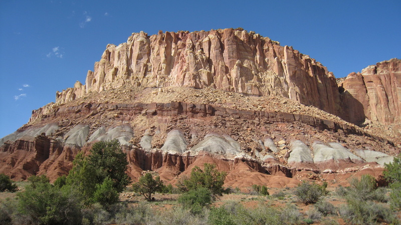 layered, desert, arid climate, tranquility, landscape, non-urban scene, rock, sandstone, rock formation, utah, rock - object, capitol reef, national park