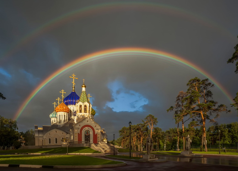Moscow, river, belief, spirituality, multi colored, outdoors, no people, The temple of Saint Prince Igor of Chernigov, religion, cloud - sky, beauty in nature