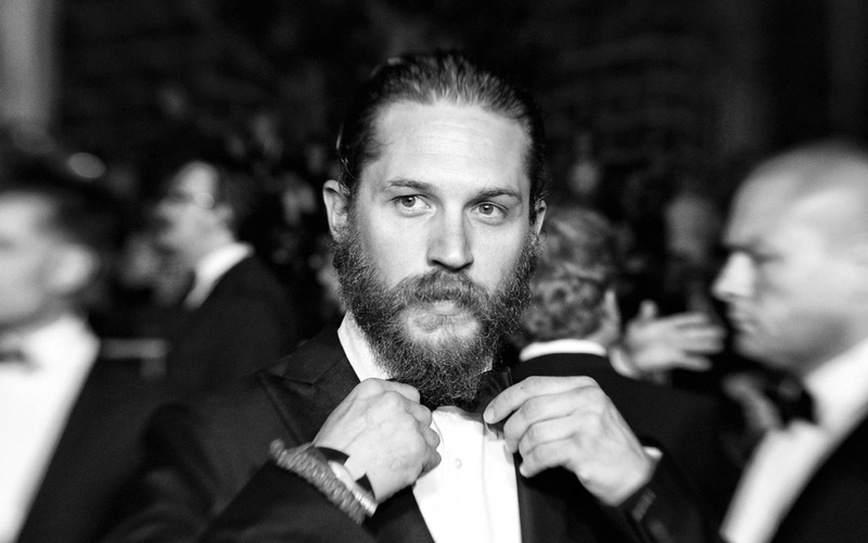 suit, people, formalwear, focus on foreground, mid adult men, adult, facial hair, business, headshot, men, serious, contemplation, 1080P, mature men, portrait