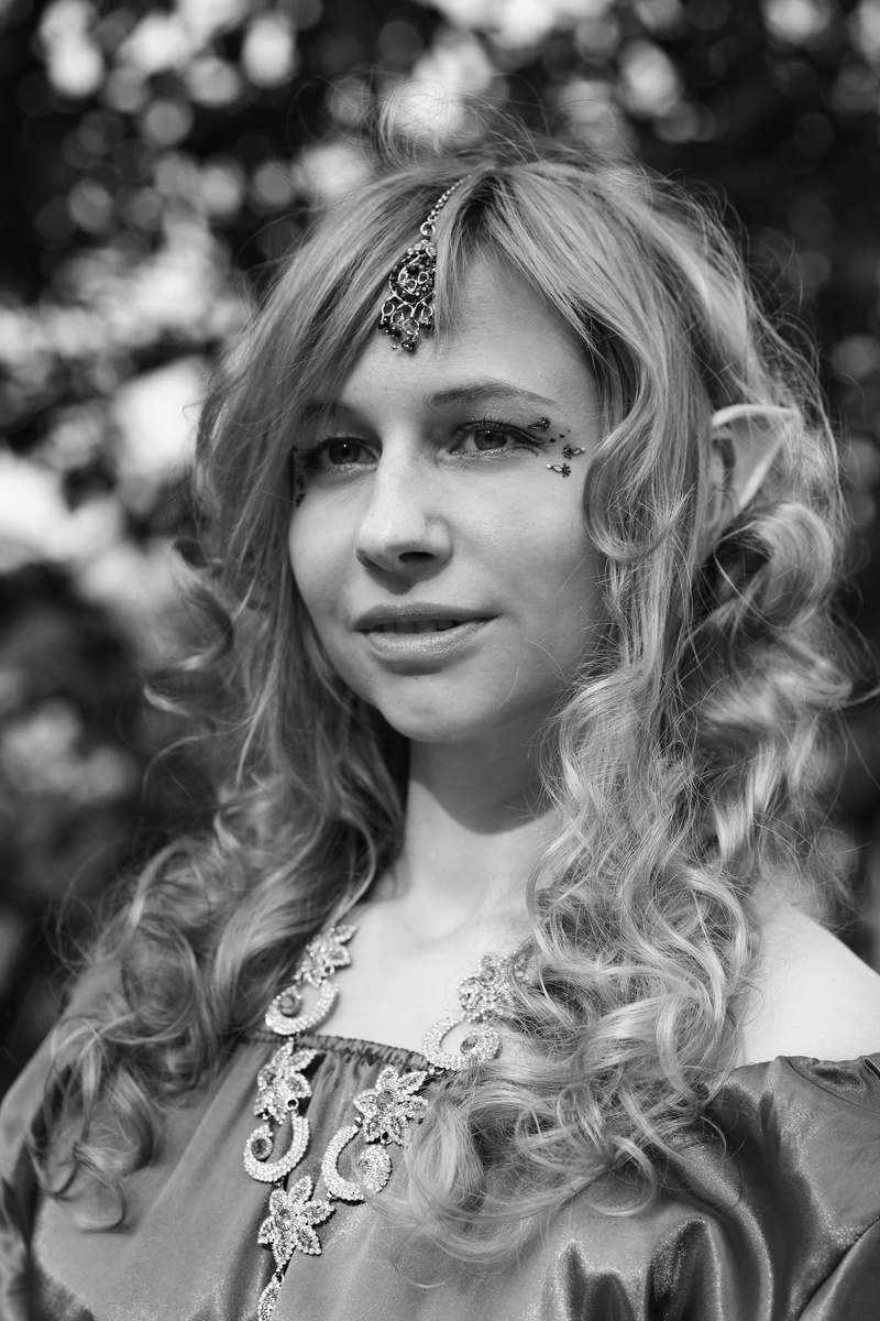 the enchantress, lifestyles, elf, wavy hair, adult, fairy, hair, witchcraft, headshot, beauty, women, looking at camera, cosplay, portrait, real people