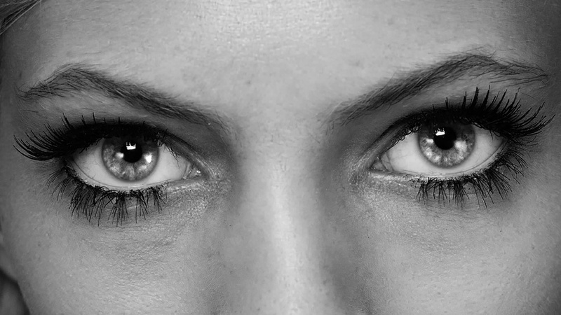 close-up, monochrome, eye, eyeball, sensory perception, adult, eyelash, body part, young adult, front view, looking at camera, one person, iris - eye, 1080P