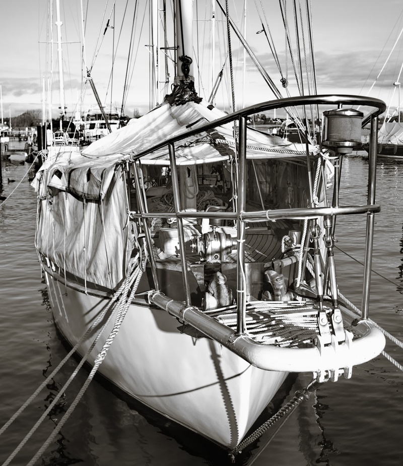 mast, travel, nature, day, moored, port, luxury, wood - material, sailboat, pole, mode of transportation, 2K, ship traffic jams, ship, no people, marina
