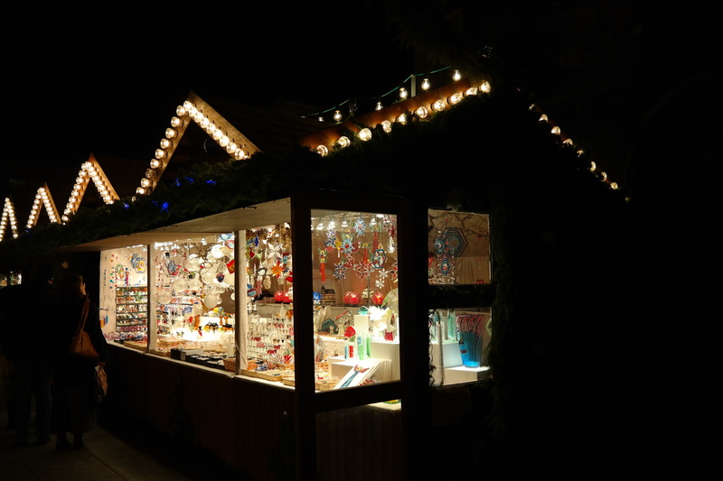 built structure, christmas decorations, lights, stand, star, lighting, seem, celebration, christmas market, christmas decoration, christmas, dark, sales stand