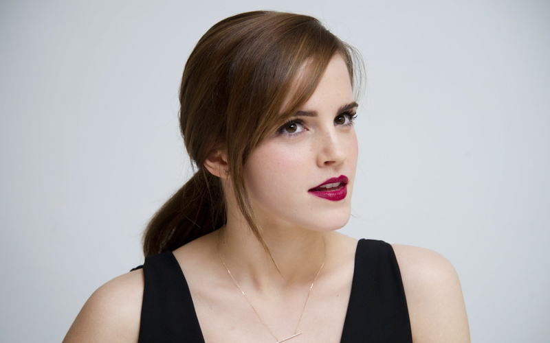 young women, lipstick, Emma Watson, 2K, front view, women, one person, studio shot, make-up, young adult, beautiful woman, beauty, portrait, indoors, brown hair