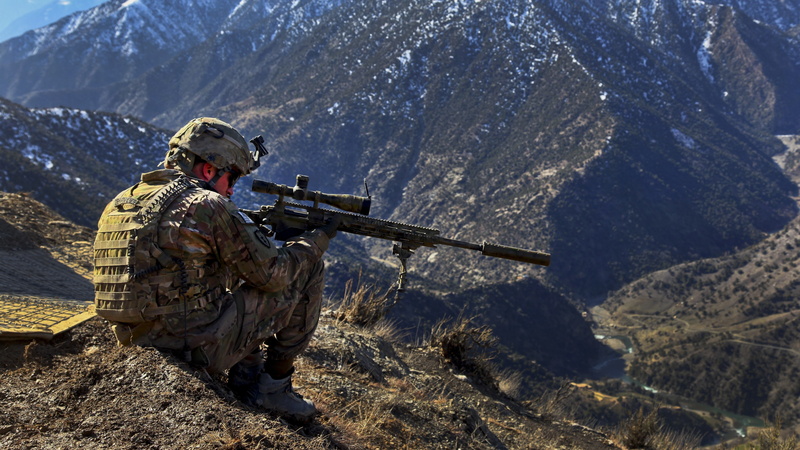 m82, soldier, army, mountain, holding, sniper, rifle, camo, Barrett, 5K, black