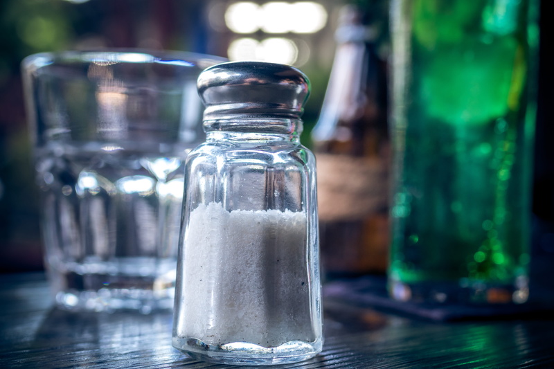 table, bottle, seasoning, indoors, no people, wine, household equipment, beer, close-up, blur, drinking glass, beverage, reflection, set, still life, food