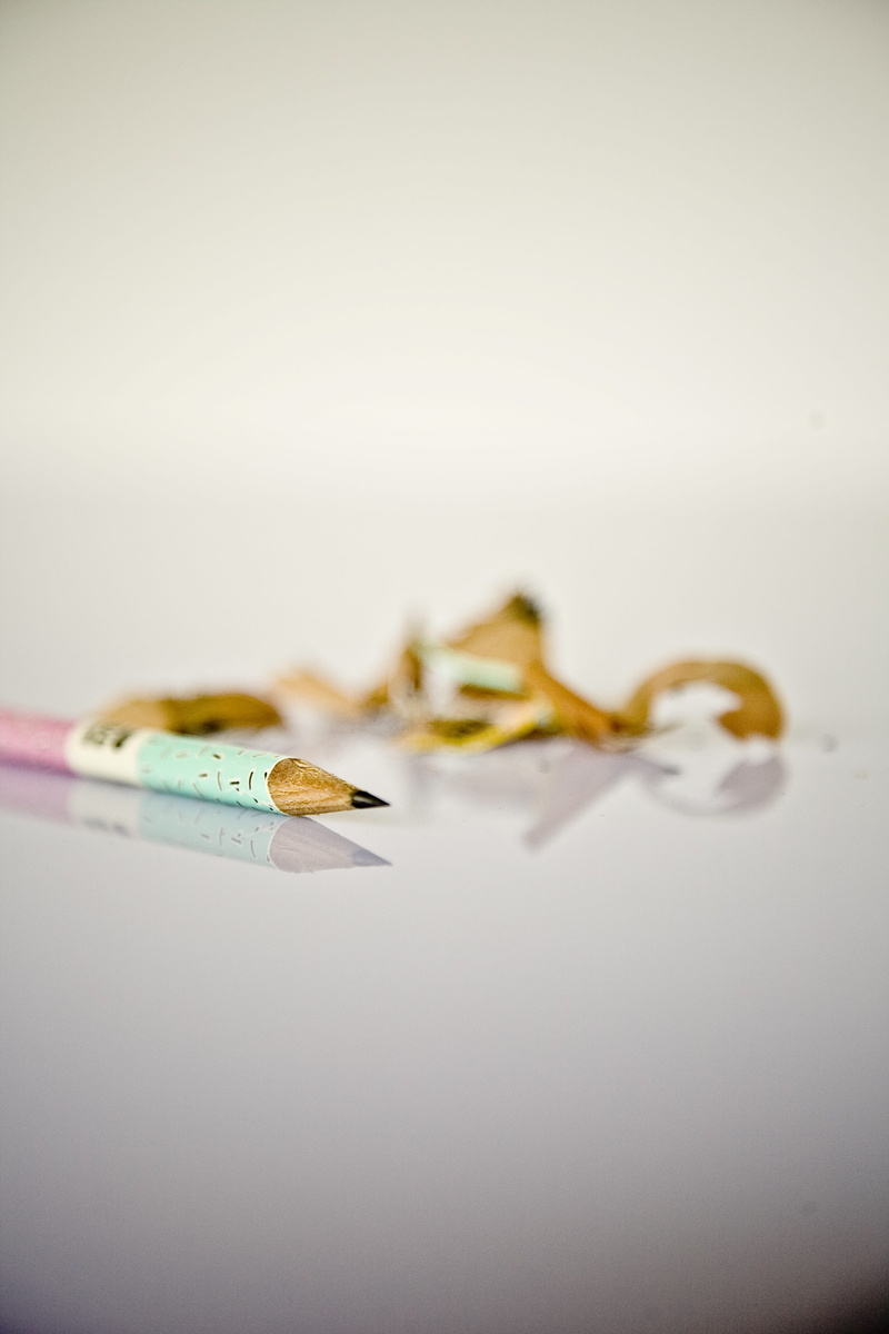 tips on, accessories, wood, text, accuracy, still life, no people, office accessories, pencil, yellow, spitzer, desk accessories, office, pencils, communication