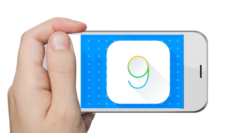 apple, ios 9, mobile Phone, holding, wwdc 2015, iphone, symbol, android, people, global communications, blue, hand, one person, device screen, indoors
