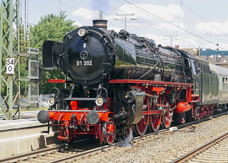 event, railroad track, arrival, train, no people, express train steam locomotive, travel, oldtimer, number, outdoors, transportation, locomotive, architecture