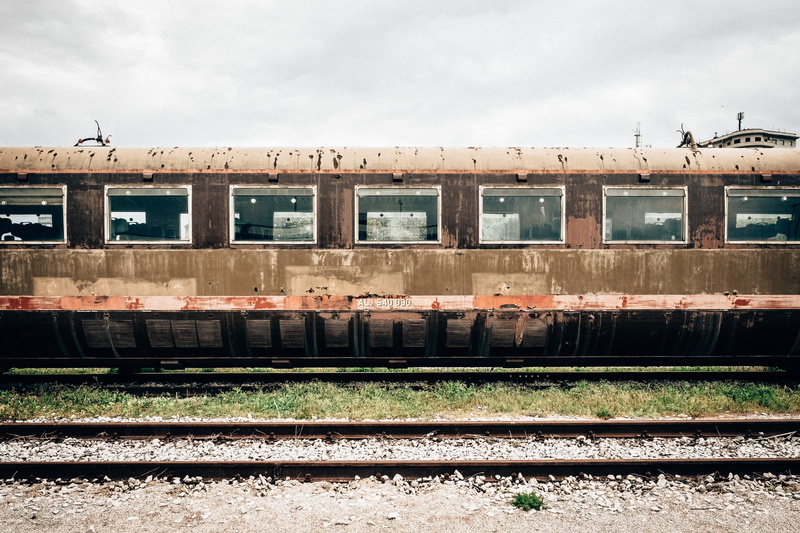selective, platform, travel Locations, public transportation, rusted, no people, cloud - sky, daytime, architecture, tracks, outdoors, sky, mode of transportation