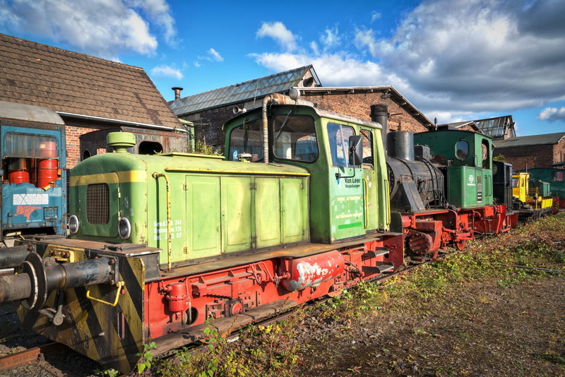 nostalgia, train - vehicle, Steam Locomotive, antique, obsolete, vehicles, transport, historically, rail transportation, old, train, seemed, sky, scrap