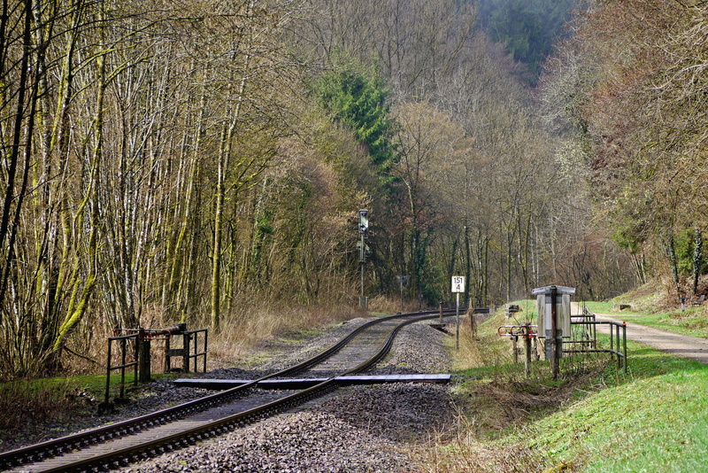 railway line, day, land, eifel, sachsen, daufenbach, landscape, kyll, trier - cologne, 4K, transportation, level crossing, rail transportation, main line