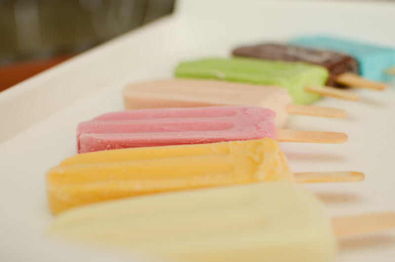 gastronomy, indoors, macaroon, photography, still life, freshness, snack, coco, palette, flavored ice, tasty, 4K, closeup, no people, heat, selective focus