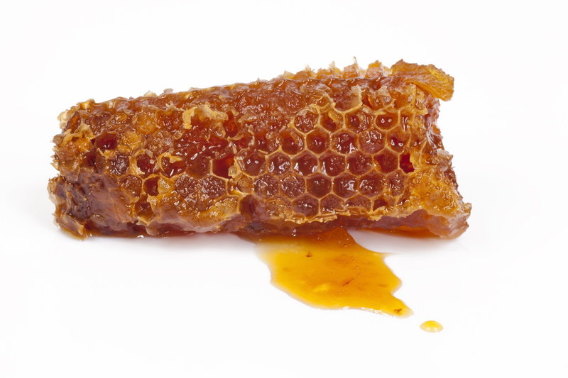 hexagon, wellbeing, 5K, honeycomb, freshness, honey, propolis, meat, comb, fried, snack, breakfast, sweet, food and drink, white background, close-up