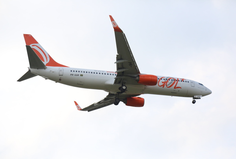 air, fly, airplane, mid-air, cloud, clear sky, motor, brazil, air transport, flight, nature, motion, landing - touching down, no people, military, white