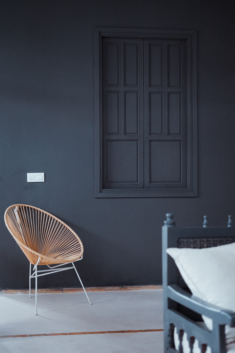 window, flooring, tabletop, home interior, home, wall - building feature, building, architecture, entrance, furniture, day, luxury, table, glass, wall