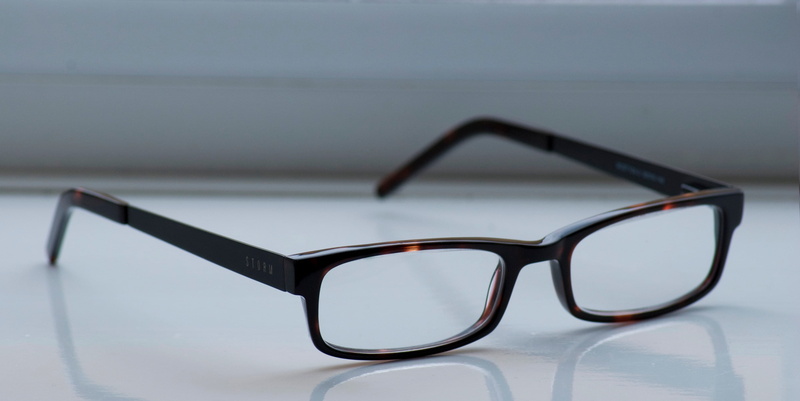 frames, eyeglasses, reflective, protective, fashion, nature, spectacles, focus on foreground, shadow, single object, glasses, protection, tortoiseshell