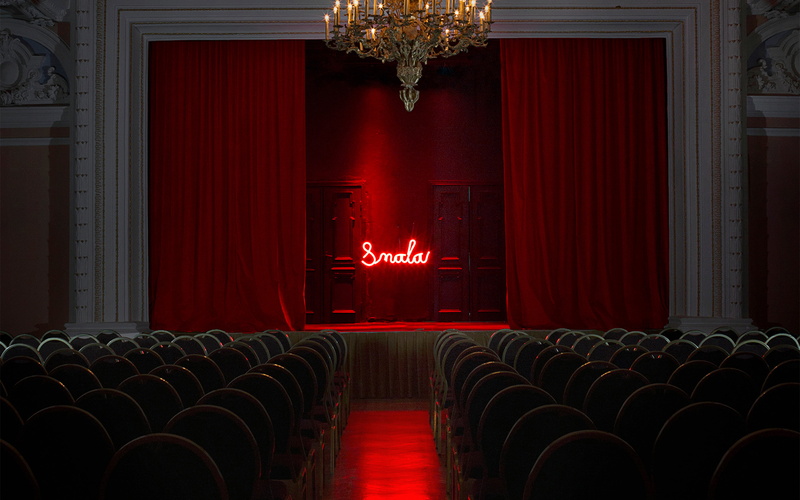 curtain, stage - performance space, seat, red, illuminated, in a row, chandelier, empty, nightlife, stage, stage theater, performance, movie theater, chair