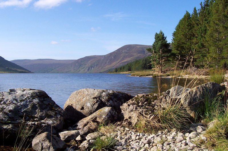 boulder, loch, glass, lakes, water, mountain, 1080P, scotl, body, trees, 3d and abstract, scotland, lochs