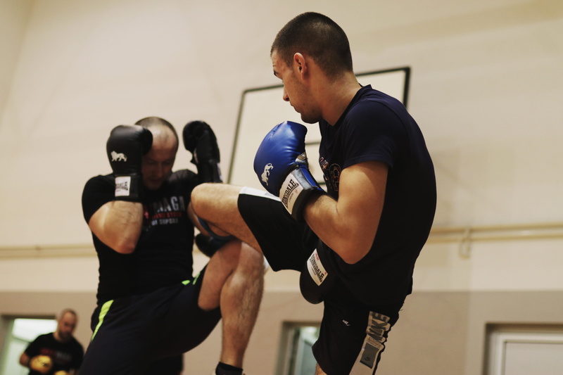 back, sport, lifestyles, sports training, boxing, 5K, boxing - sport, athlete, healthy lifestyle, young adult, exercise, gym, sports, real people, footwear