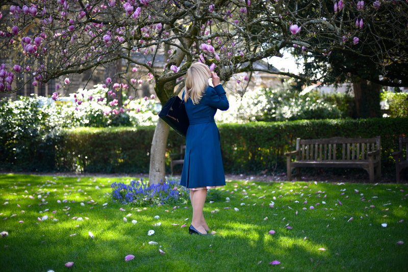 garden, woman, hairstyle, apparel, 5K, beauty in nature, footwear, one person, nature, tree, arbour, human, lawn, trees, animal, day, blossom, green, plant