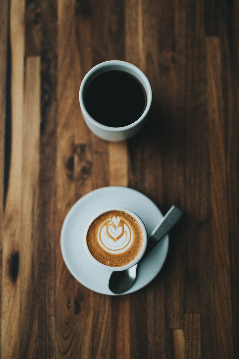 photography, 5K, brown, no people, drink, caffeine, coffee cup, near, latte, wood grain, non-alcoholic beverage, top, still life, wood - material, food