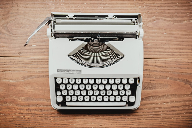 antique, typewriter, 5K, text, document, flatlay, no people, wood - material, wood, aged, keyboard, paper, metal, old, retro styled, view, high angle view