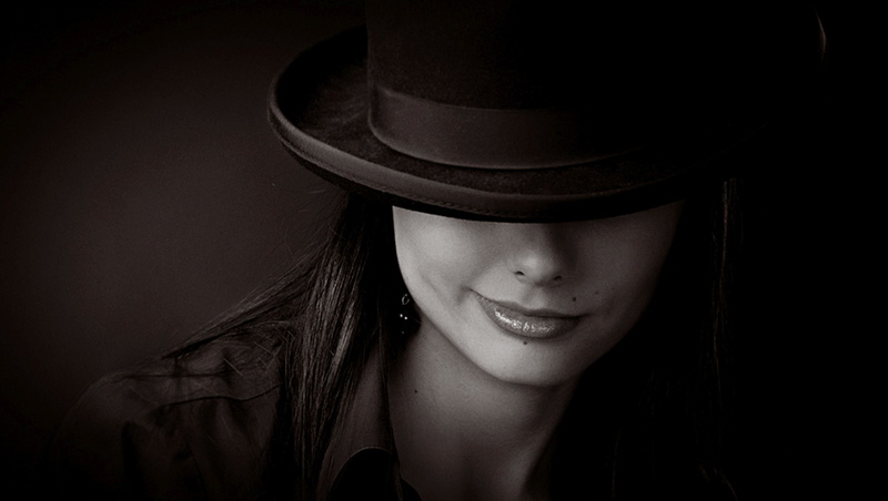beuty, brunette, white, smirk, black, fedora, tri, smile, photoshop, hat, woman, beautiful, gorgeous, 2K, sweet, photography, tone