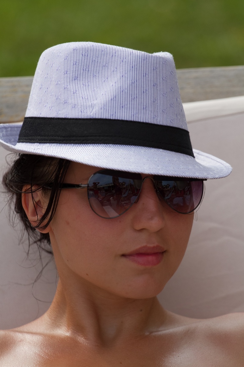 leisure activity, vacations, happy, fedora, portrait, woman, young, relaxation, beautiful woman, girl, focus on foreground, fashion, adult, young adult