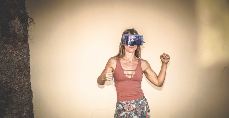 indoors, 5K, woman, lifestyles, blue, beautiful woman, wall - building feature, waist up, vr, sport, wall, vitality, women, virtual reality headset, female