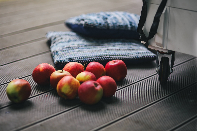 apple - fruit, healthy Eating, day, wood - Material, food, close-up, still life, large group of objects, high angle view, food and drink, healthy, table